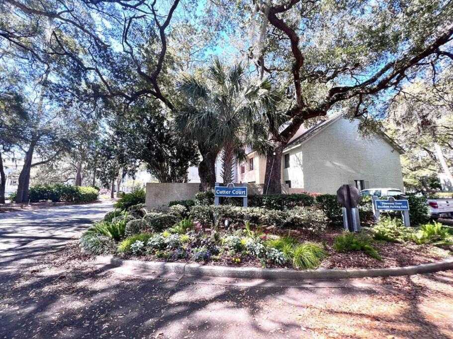 New Pics! Harbour Town 3Br/3Ba - Pool Access - Book Now Villa Pulau Hilton Head Luaran gambar