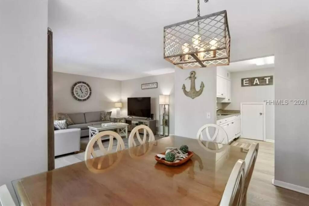 New Pics! Harbour Town 3Br/3Ba - Pool Access - Book Now Villa Pulau Hilton Head Luaran gambar